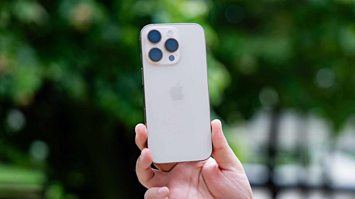 iPhone 16 Pro 2