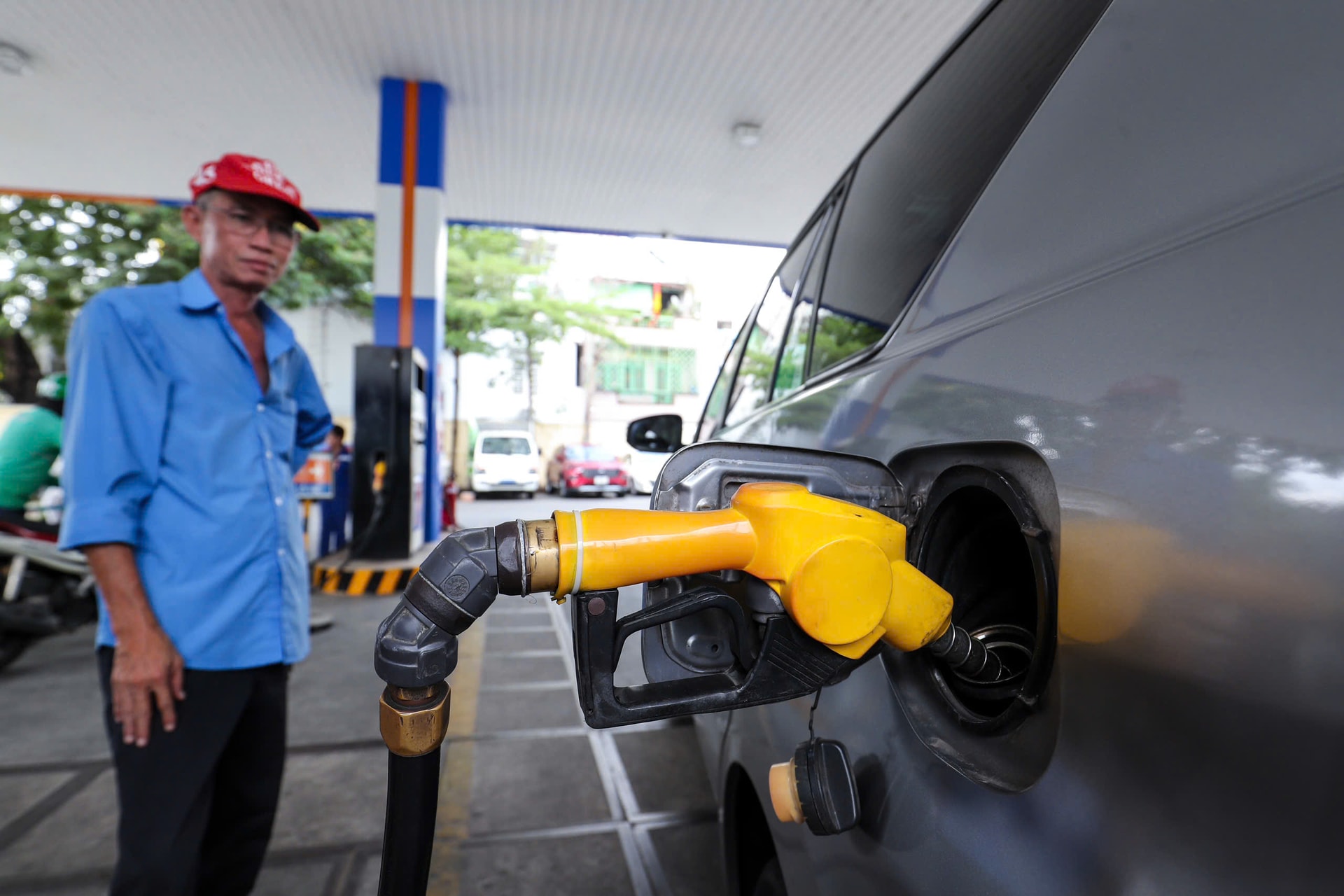 Giá xăng dầu hôm nay 16/9: Giá dầu bật tăng