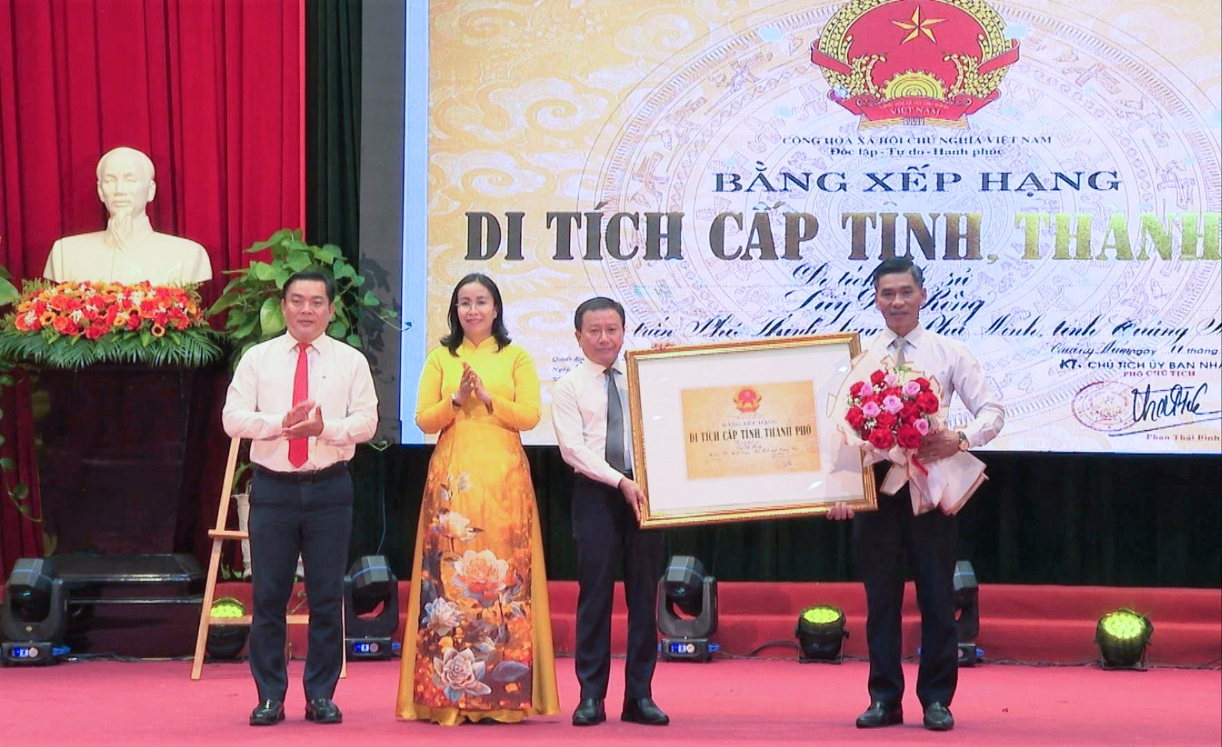 luy-da-rong-don-nhan-bang-di-tich-lich-su-cap-thanh-pho1.jpg