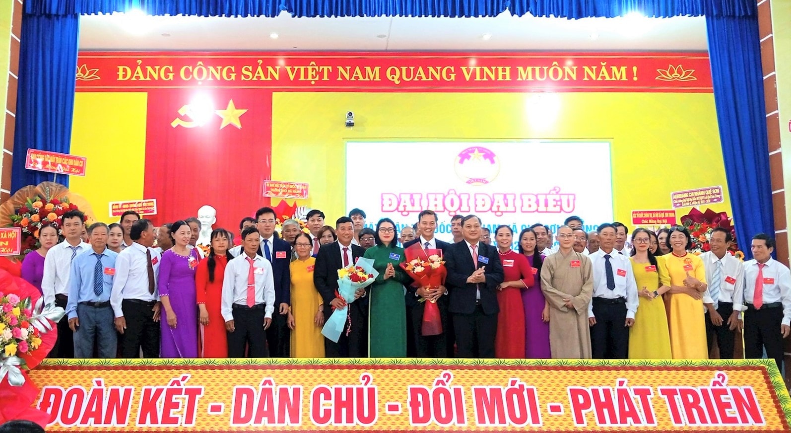 mat-tran(1).jpg