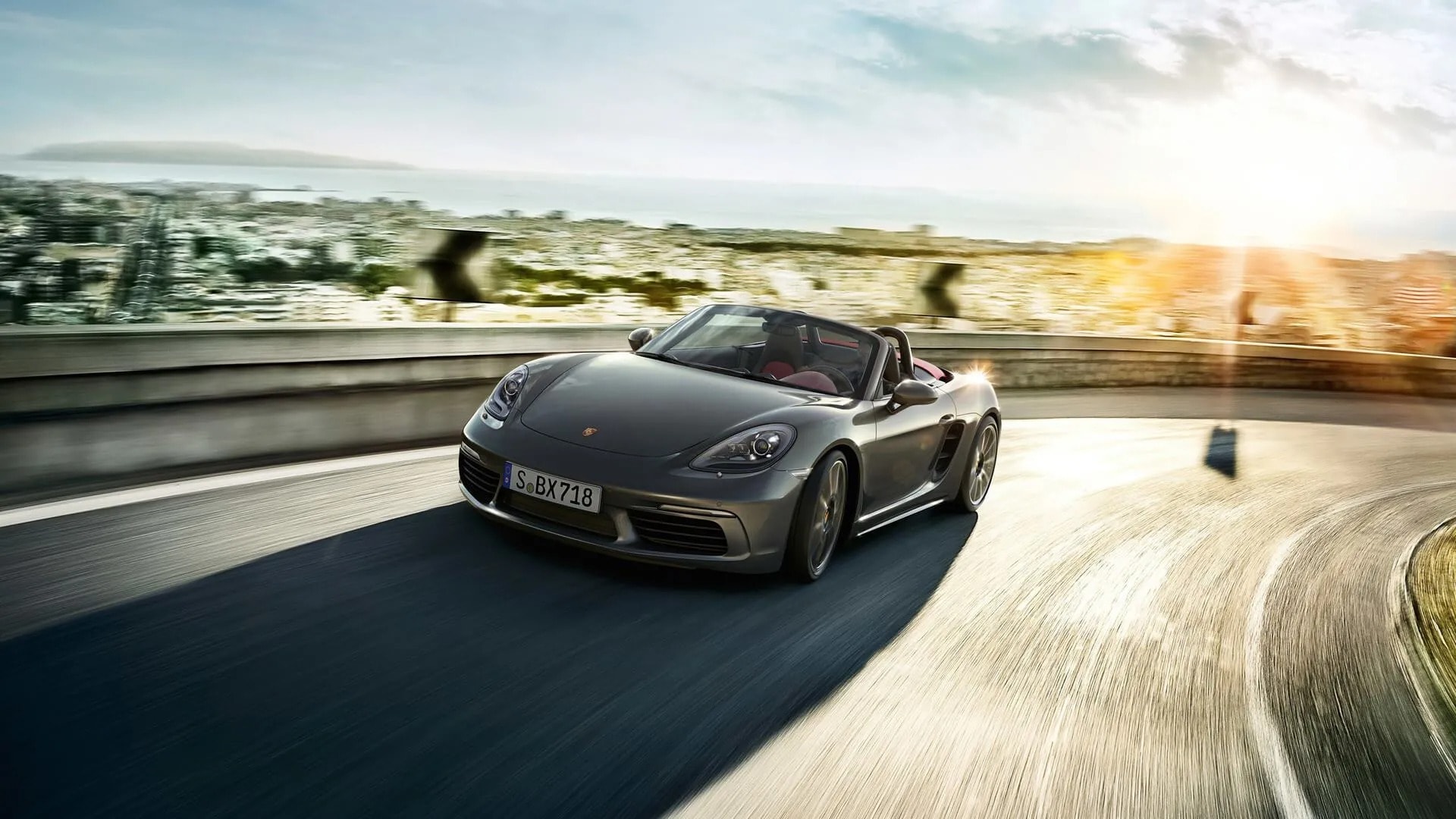 Từ hơi xăng đến dòng điện Porsche tái định nghĩa dòng xe 718 huyền thoại