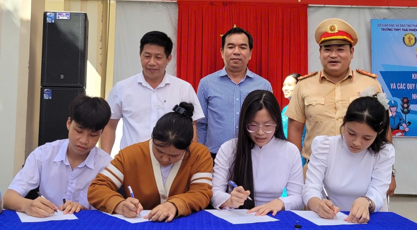 hs-thpt-thai-phien-ky-cam-ket(1).jpg