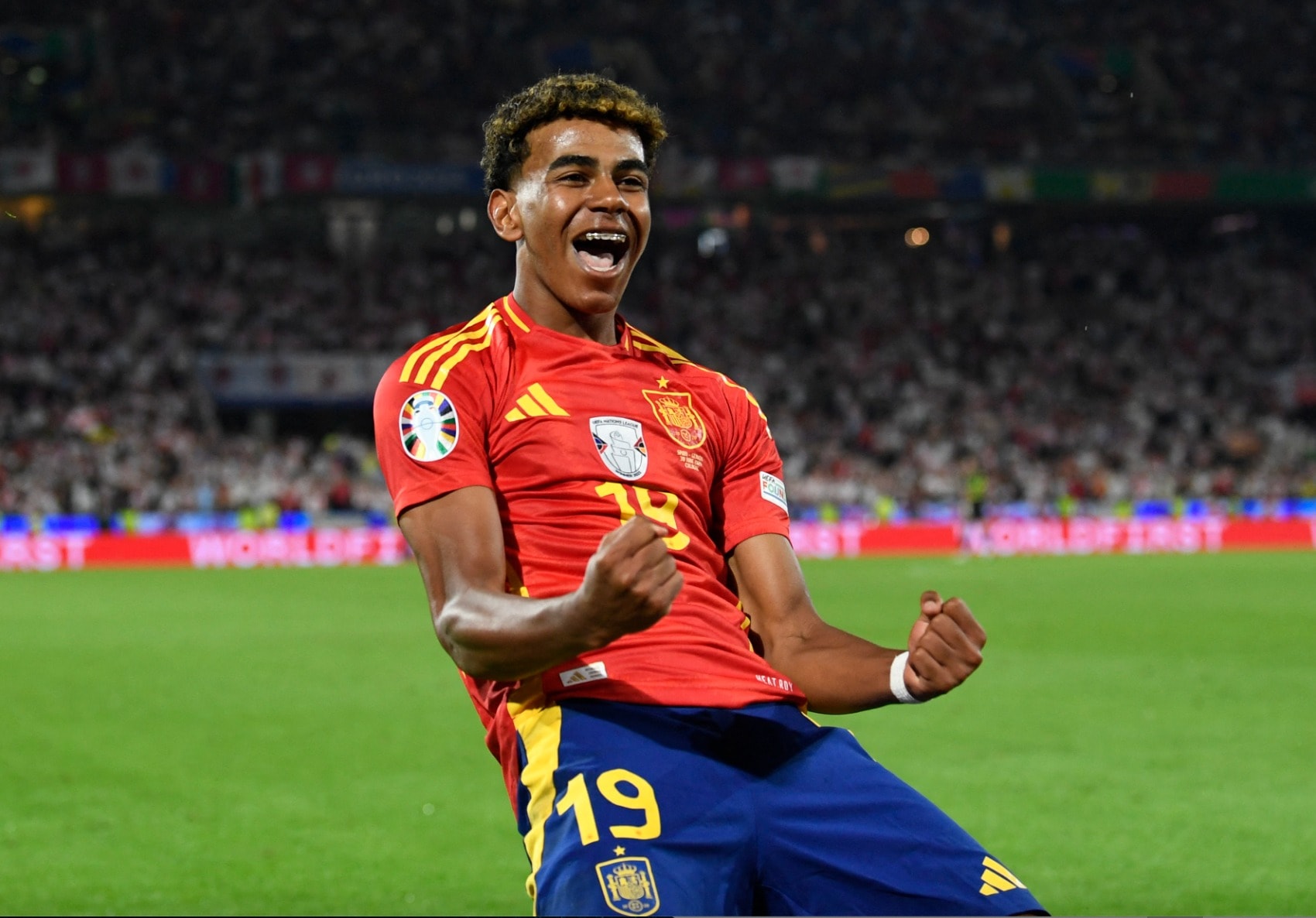 Lamine Yamal (Barcelona và ĐT Tây Ban Nha)