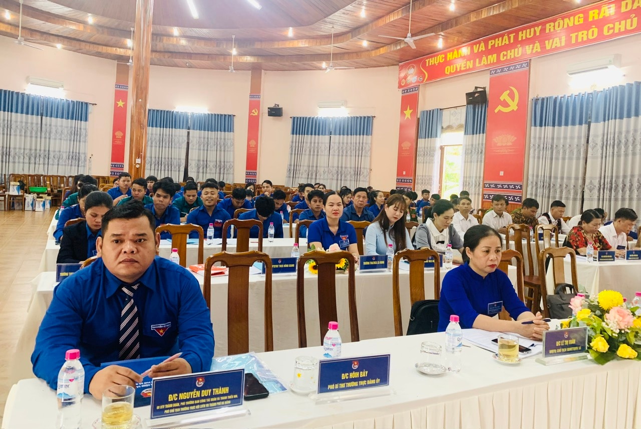 Đại hội đại biểu Đoàn Thanh niên xã Đông Giang lần thứ nhất. Ảnh NGỌC VY