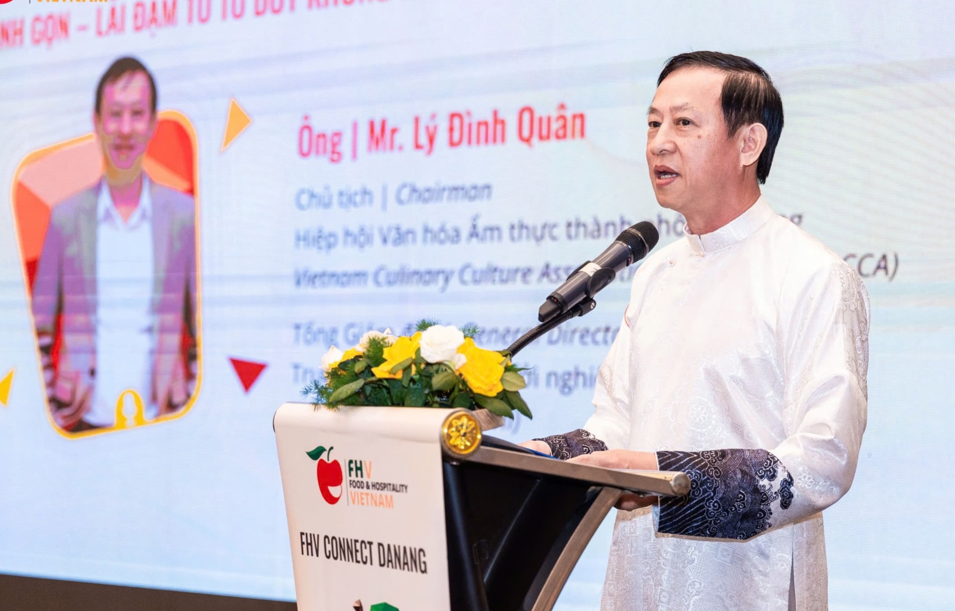 Ông Lý Đình Quân, Chủ tịch Hiệp hội Văn hóa Ẩm thực TP Đà Nẵng phát biểu tại diễn đa