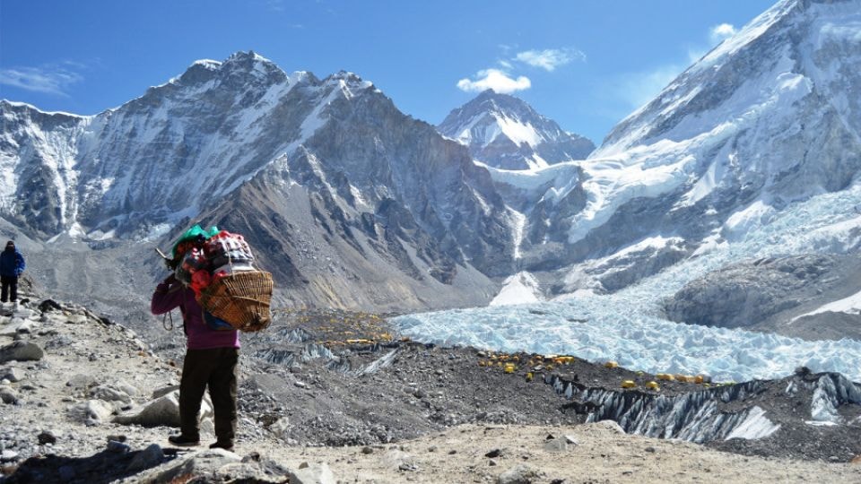 everest.jpg