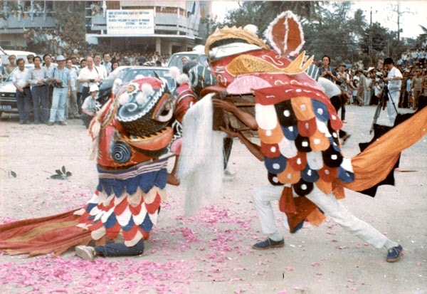 एक नाव खरीदें