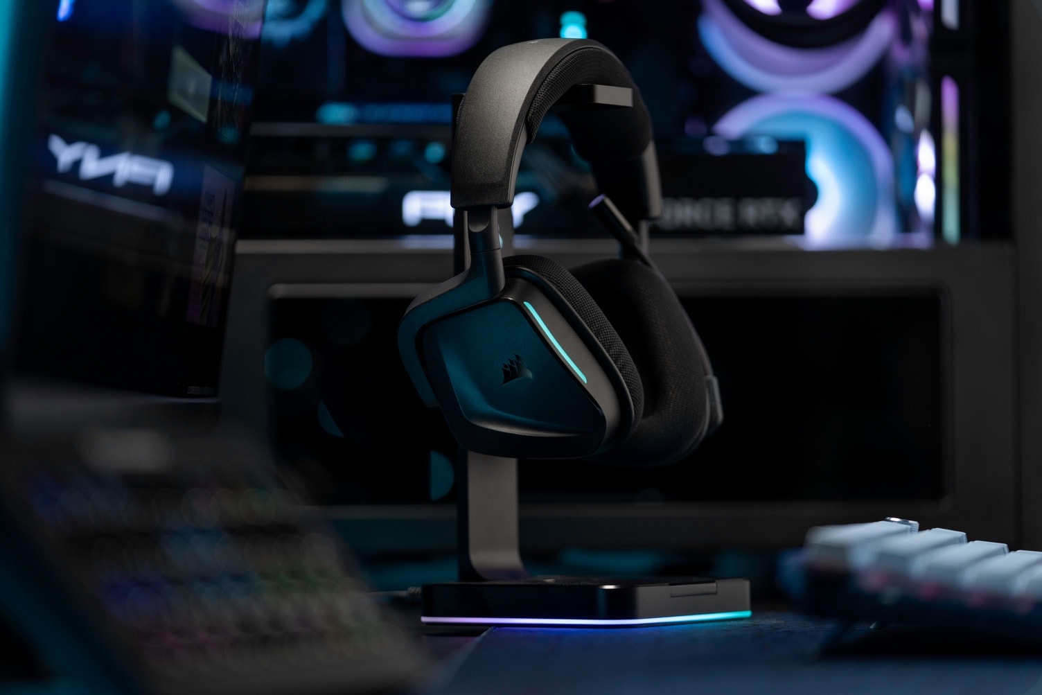 CORSAIR VOID v2 MAX WIRELESS 5