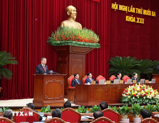 Tổng Bí thư Tô Lâm phát biểu khai mạc Hội nghị lần thứ mười ba, Ban Chấp hành Trung ương Đảng khoá XIII. (Ảnh: Thống Nhất/TTXVN)