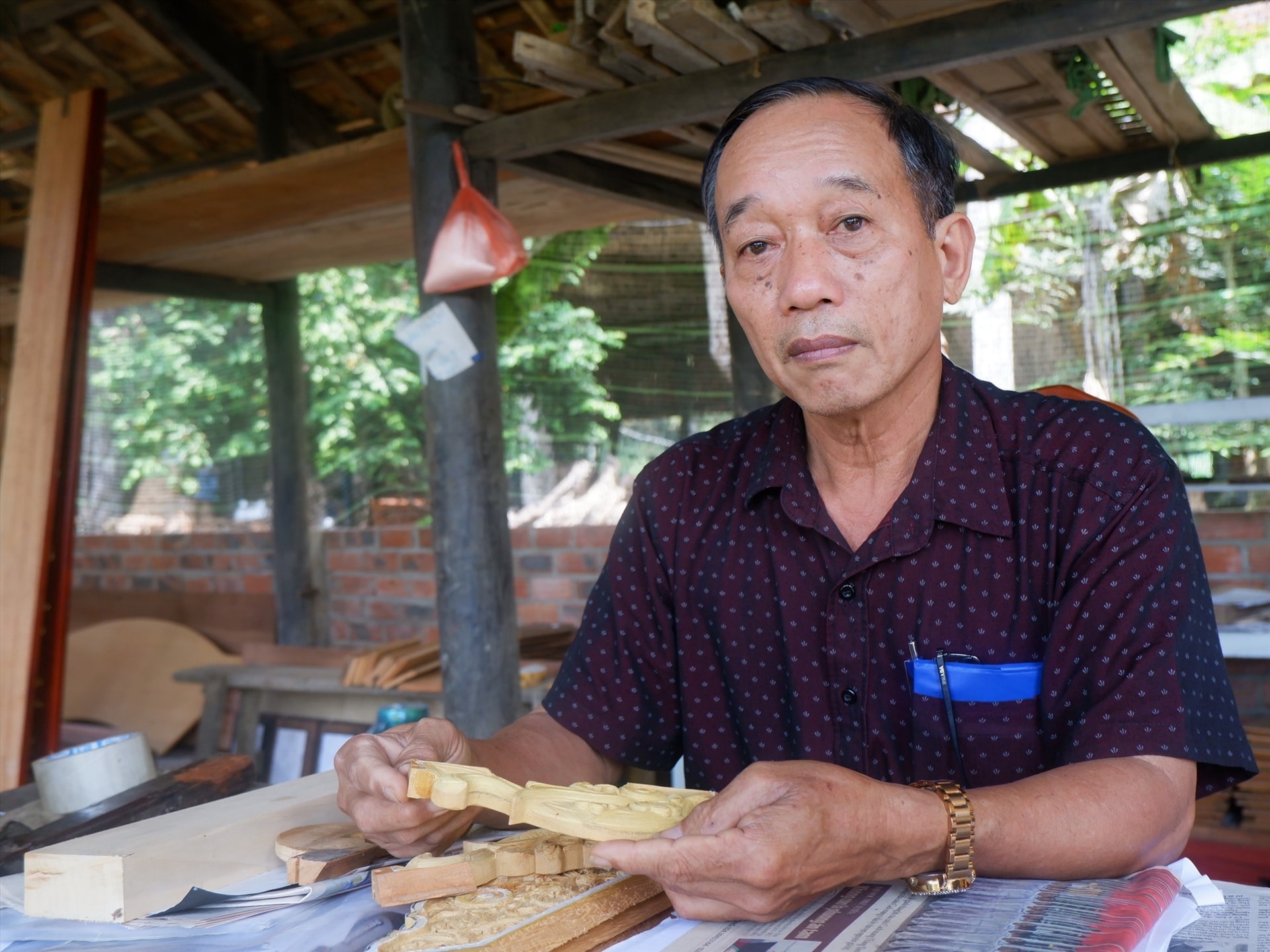 Pengrajin Rakyat Nguyen Van Tiep berharap negara menyediakan mekanisme dukungan bagi para pengrajin desa kerajinan. Foto: XUAN HIEN