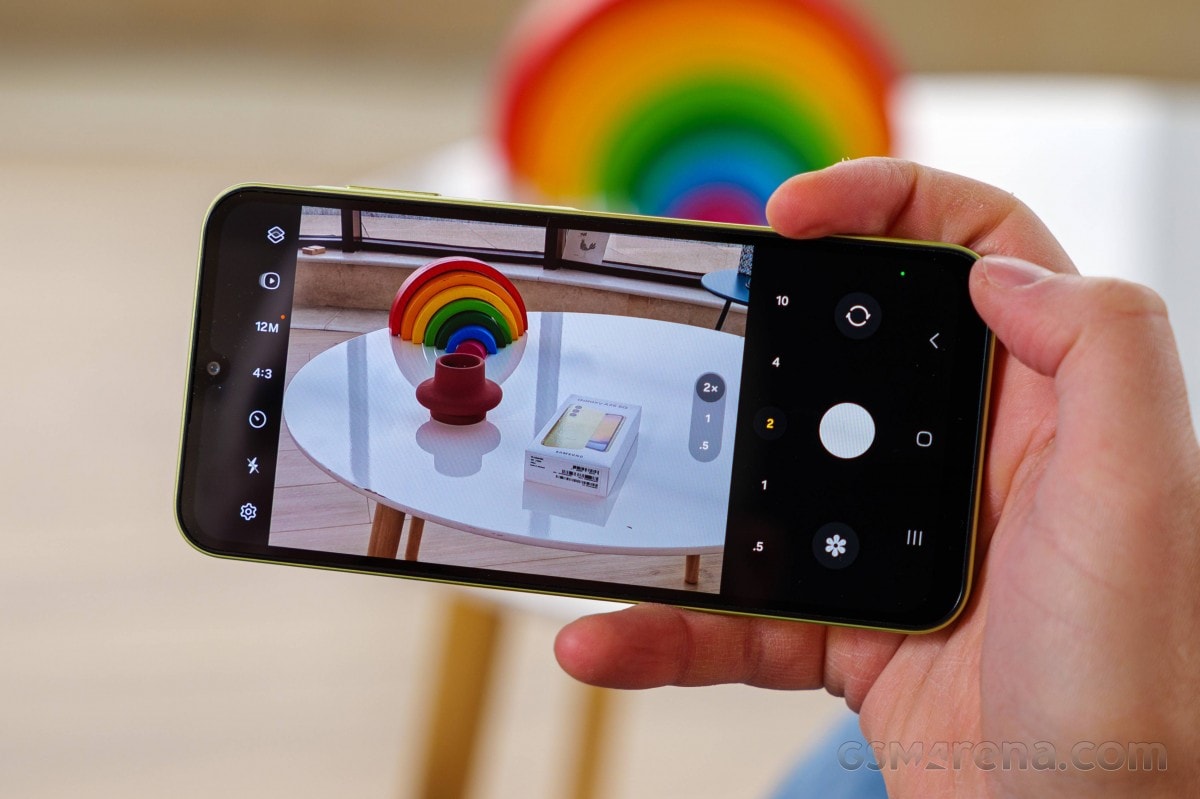 So sánh Samsung Galaxy A16 và A25: Khác biệt nhỏ, lựa chọn lớn