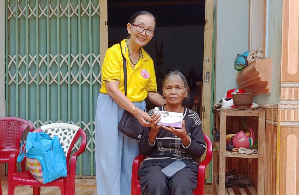 សត្វ​ស្លាប​បី​ក្បាល ២