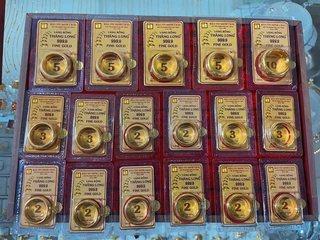 Giá vàng tối nay 16 10 2025 Giá vàng nhẫn, vàng SJC, DOJI, PNJ, Mi Hồng, vàng thế giới cập nhật mới nhất