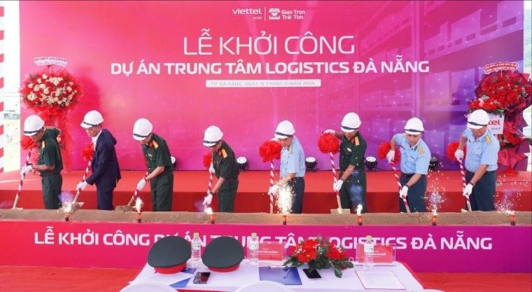 Delegates performed the groundbreaking ceremony. Photo: nhandan.vn