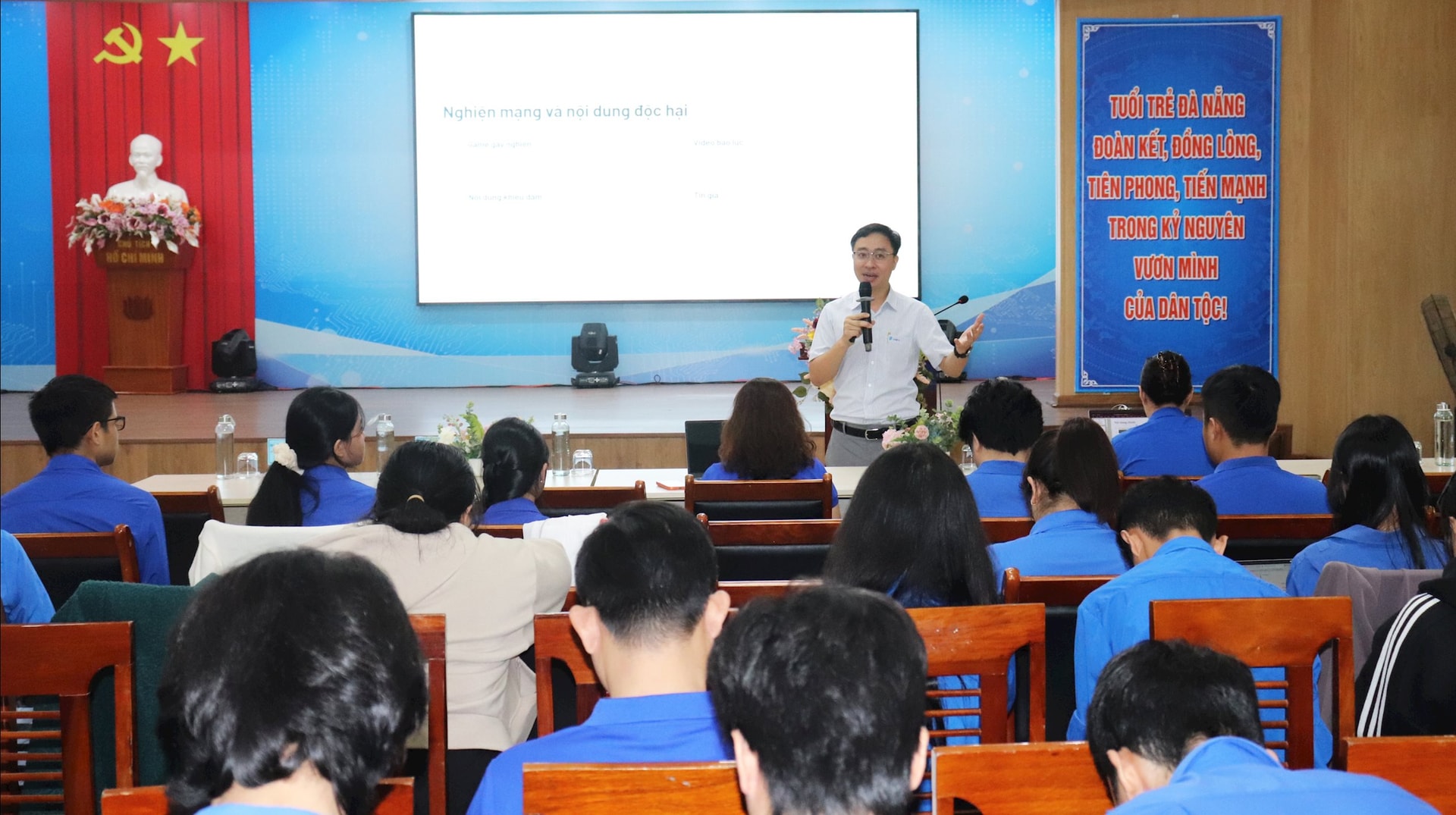 BAO CAO VIEN 21