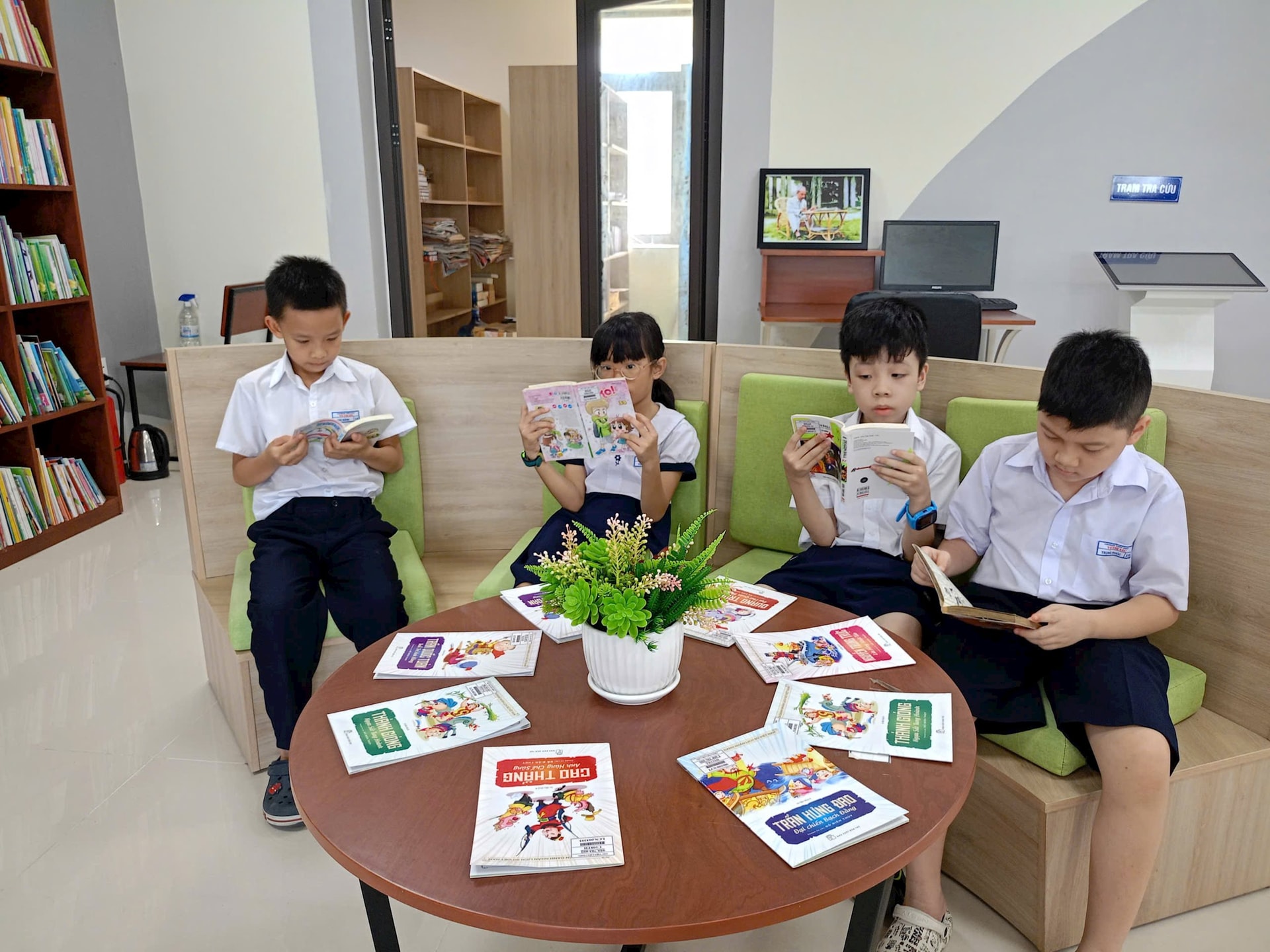 ทีวี HOA KHANH 2