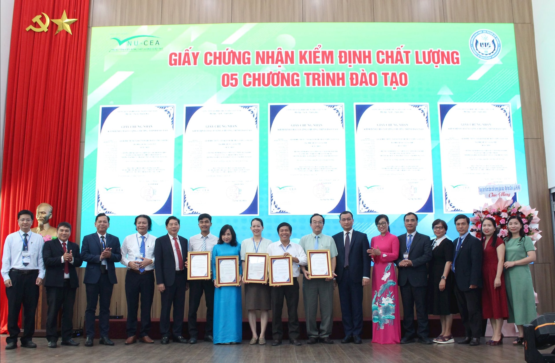 ២១-១០, វិញ្ញាបនបត្រ ១