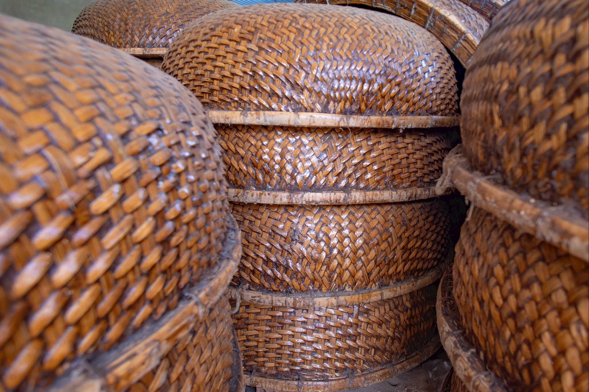 ដបដែលផលិតនៅទីនេះក៏ត្រូវបាននាំចេញទៅកាន់ប្រទេសមួយចំនួនផងដែរ ដោយសារភាពធន់ និងតម្លៃប្រកួតប្រជែង។ រូបថត៖ NGUYEN TRINH