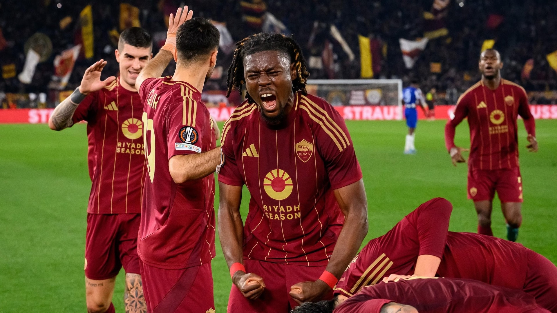 Nhận định trận đấu Roma vs Viktoria Plzen - Mục tiêu kỷ lục 99 trận thắng