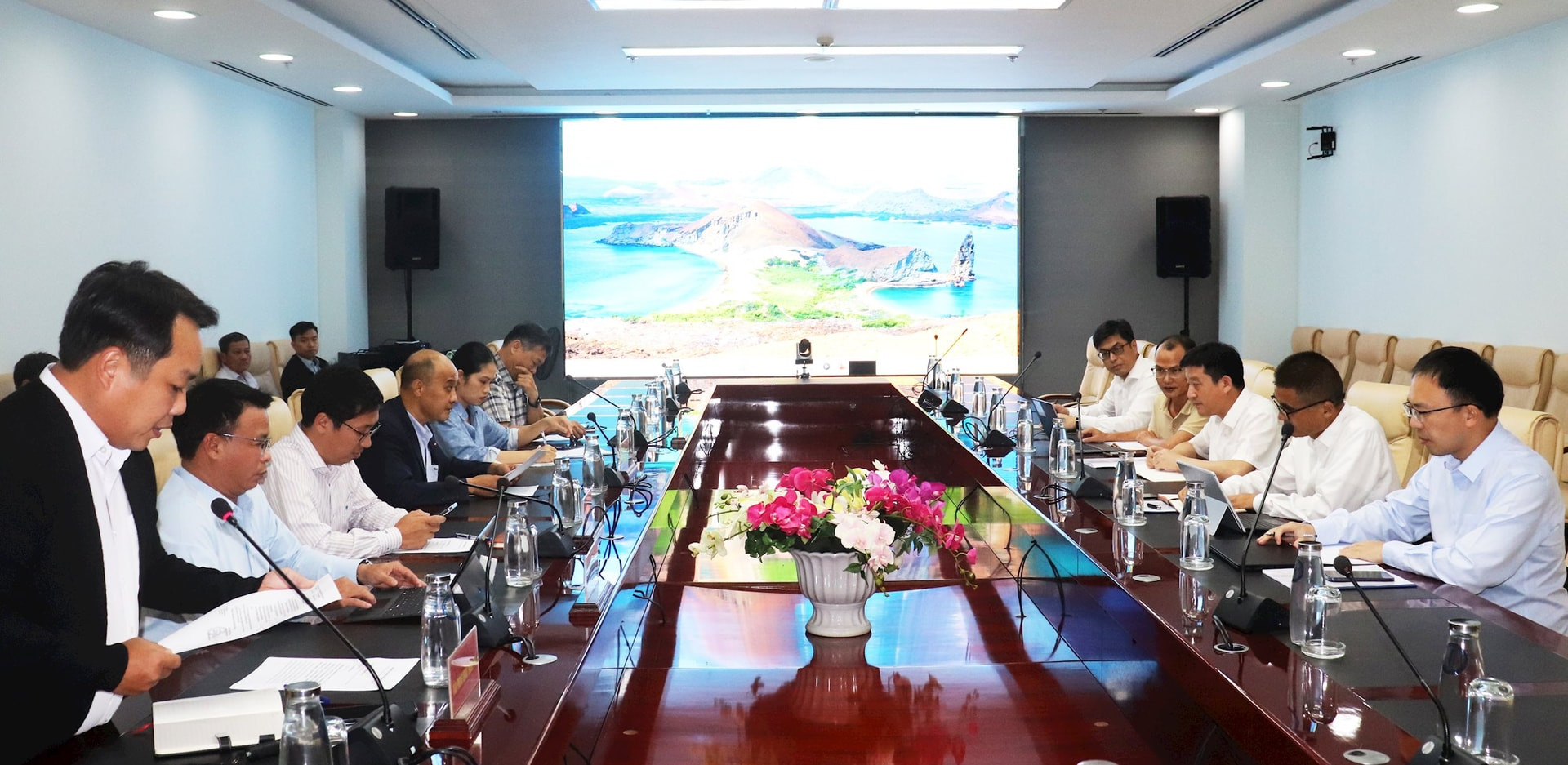 quang-canh-tq.jpg