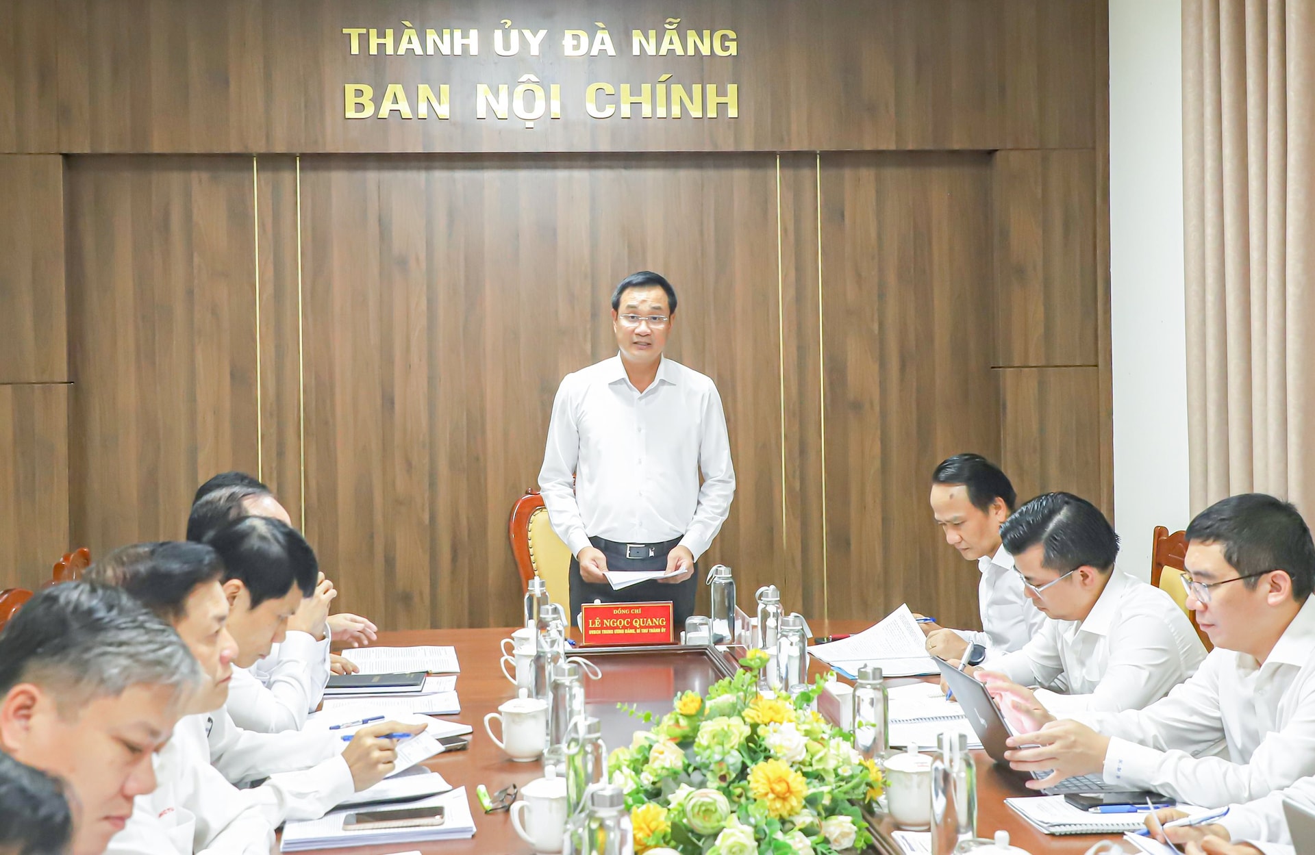 BÍ THƯ THÀNH ỦY LÊ NGỌC QUANG LÀM VIỆC VỚI BAN T NỘI CHÍNH THÀNH ỦY