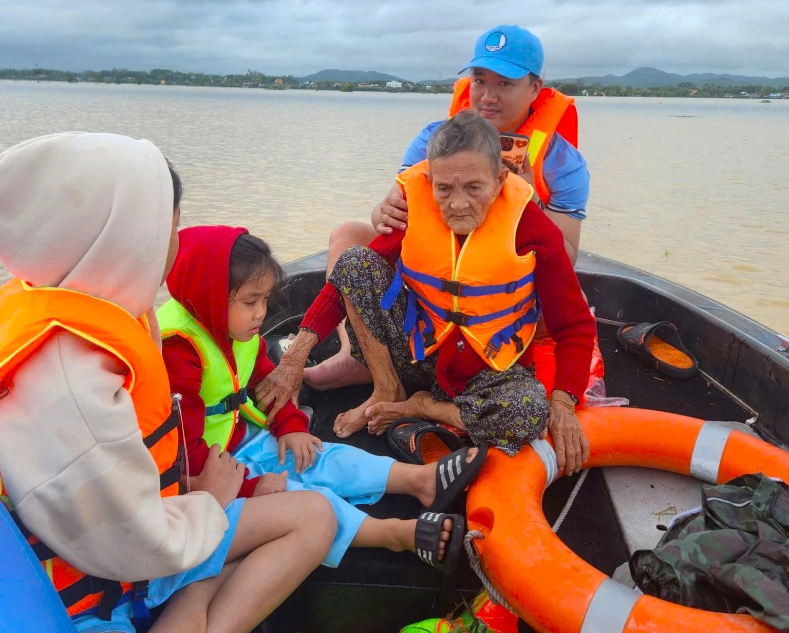 29 Oktober, Pemuda 1