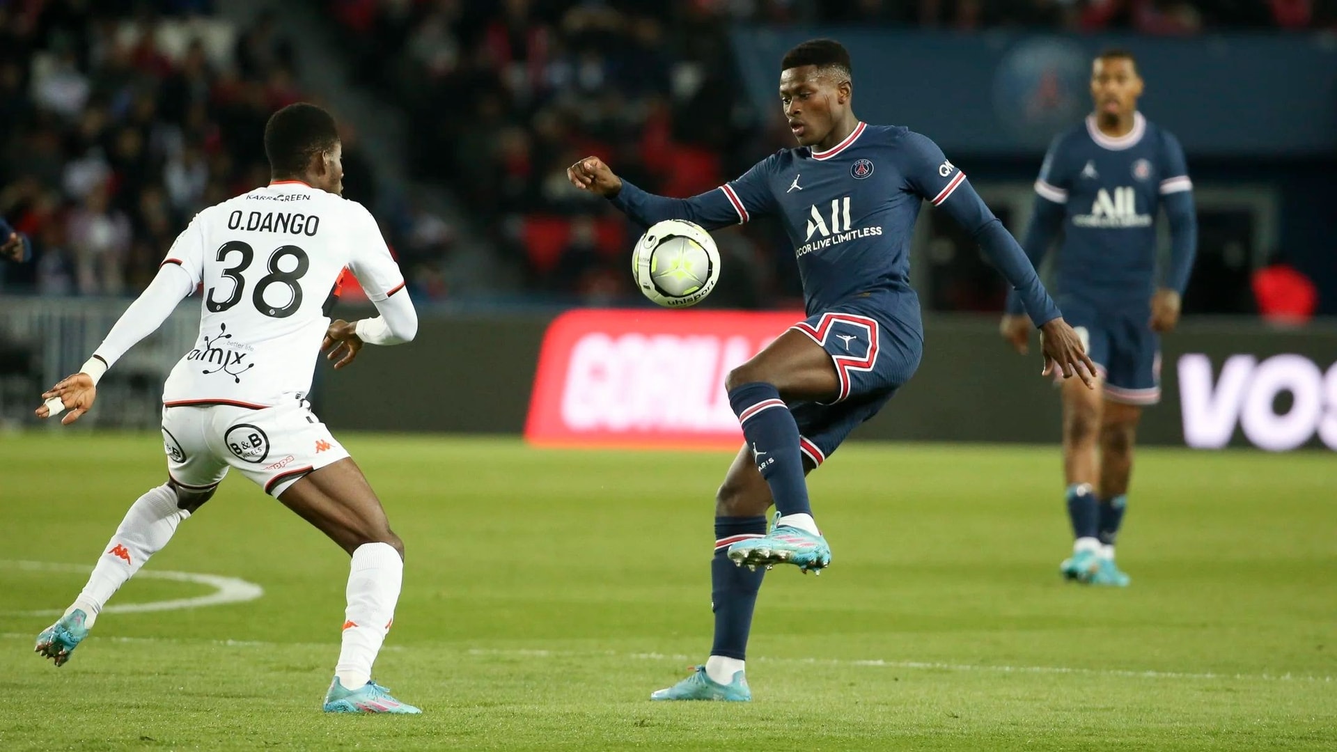 Nhận định trận đấu Lorient vs PSG - Khi nhà vô địch gặp nguy cơ rớt hạng