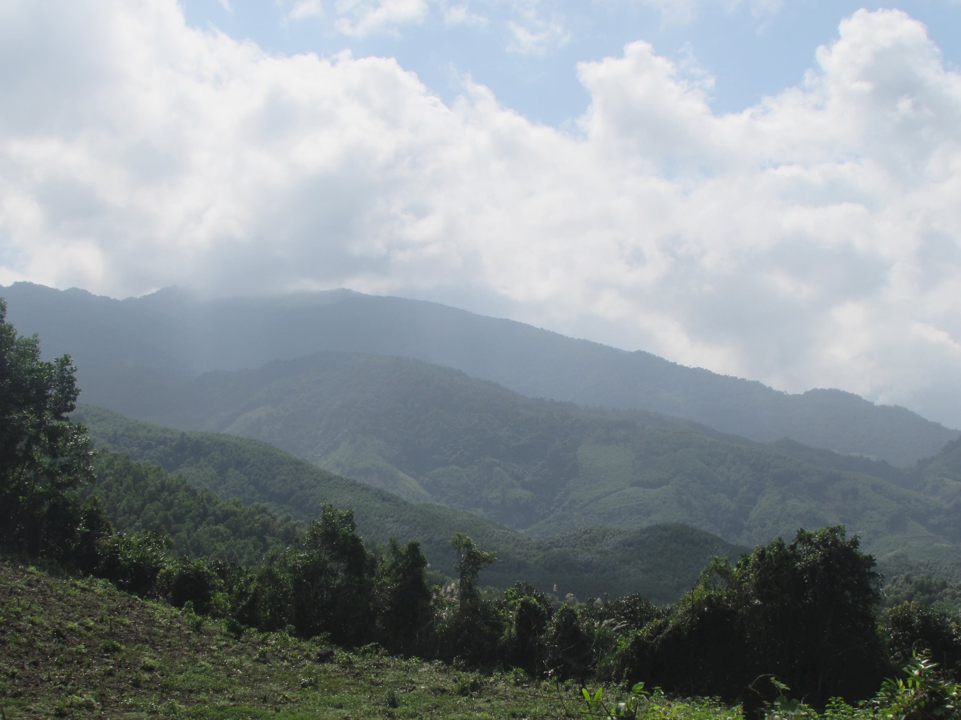 Núi Chúa. Ảnh VĂN PHIN