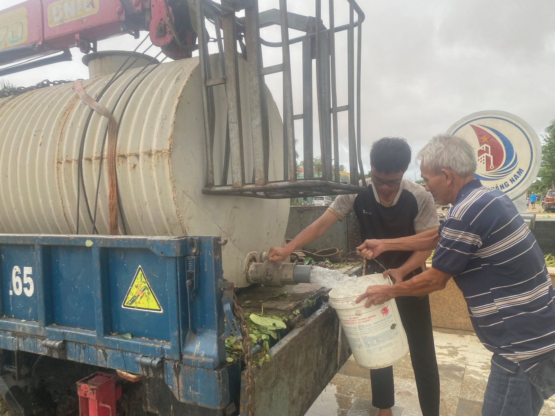 af3d0bffff45721b2b54 (1)