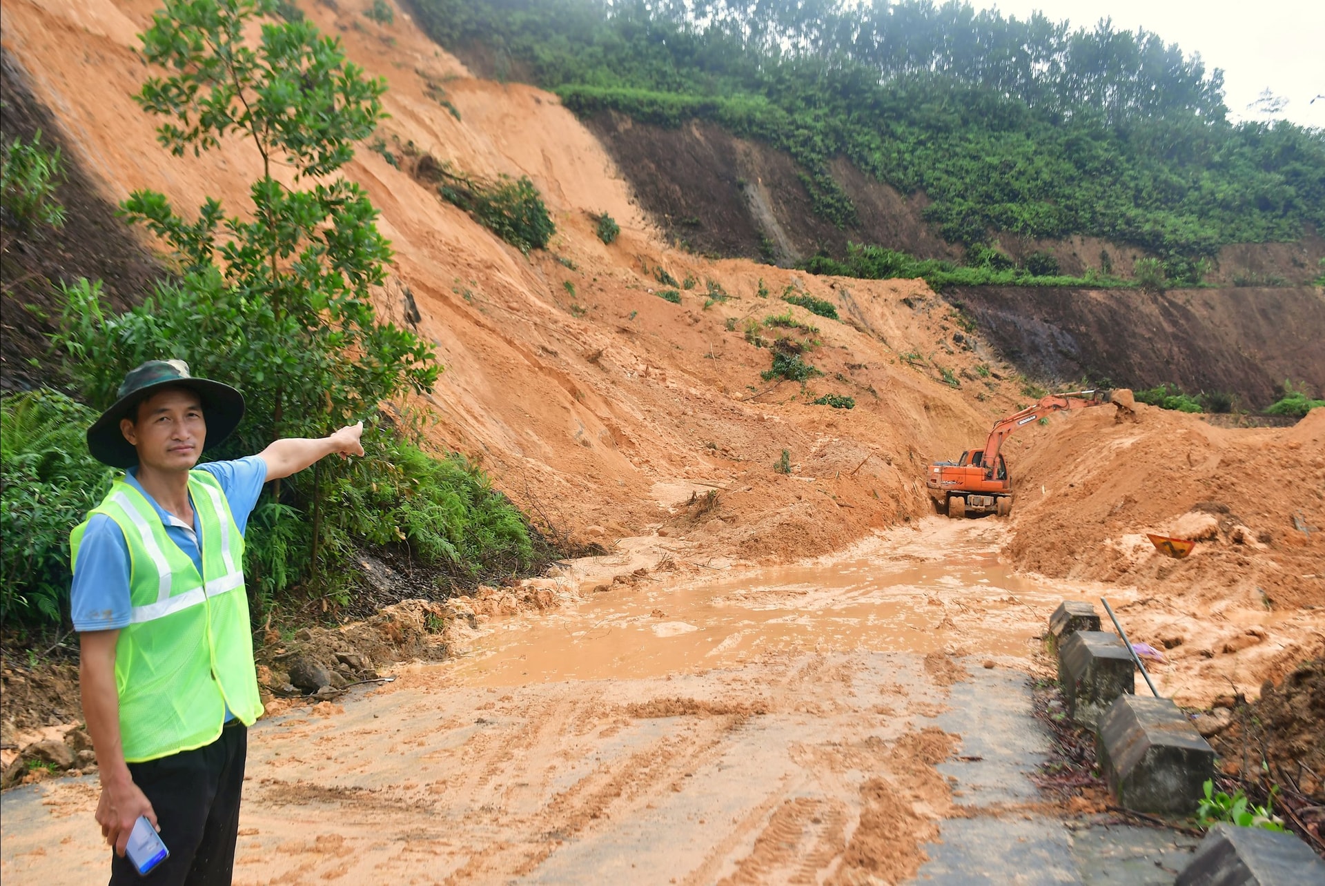 Herr Tuan på byggarbetsplatsen