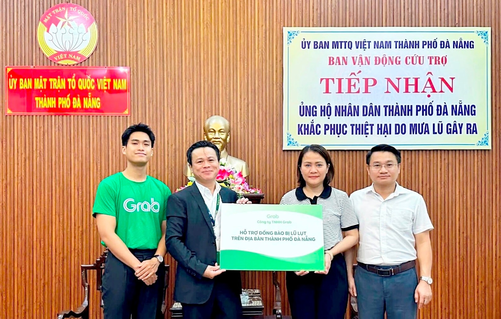 Grab Vietnam slår seg sammen med Da Nang City for å støtte samfunnet i å overvinne konsekvensene av flommene.