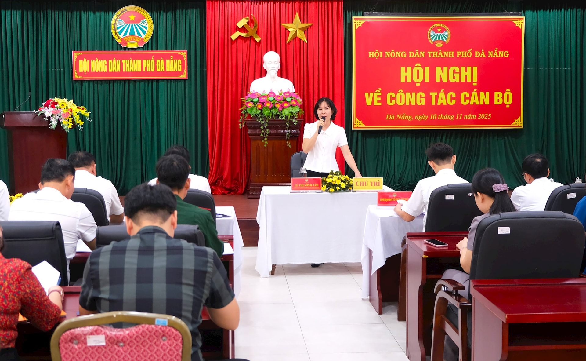 10-11nongdan.jpg