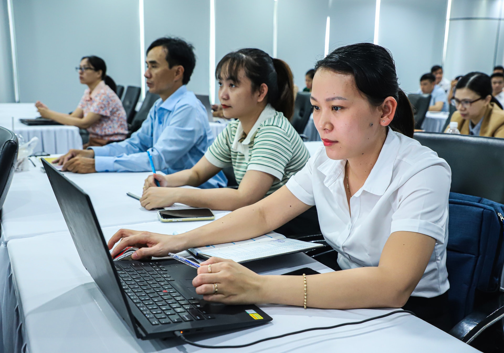 11 ສາມາດ BO TAP HUAN