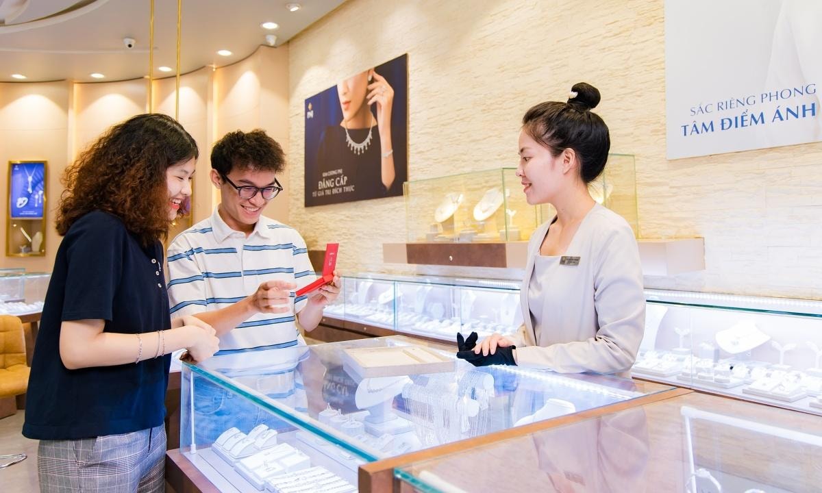 Giá vàng hôm nay 14/11: Bảng giá vàng SJC, vàng nhẫn và thế giới