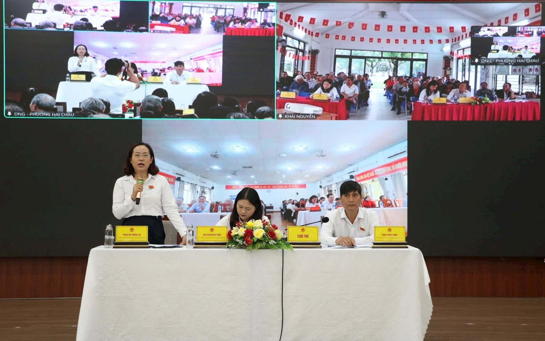 mot-so-hinh-anh-khac-tai-dien-dan-lang-nghe-dan-noi(1).jpg