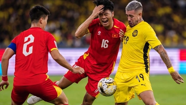 Dàn sao nhập tịch Malaysia đối mặt với án phạt nặng từ FIFA.