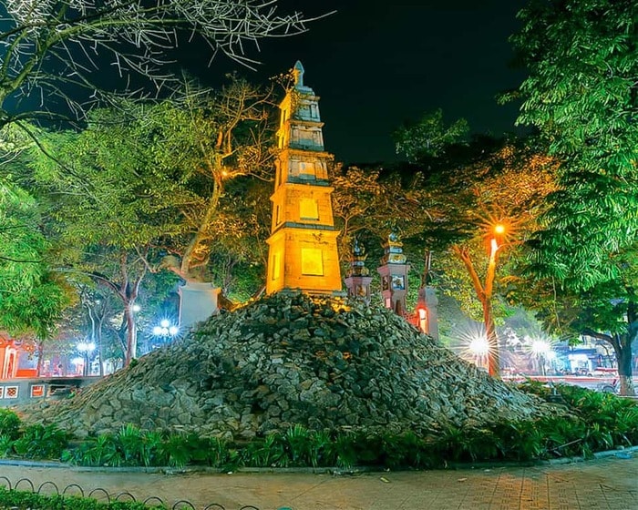 Đền Ngọc Sơn
