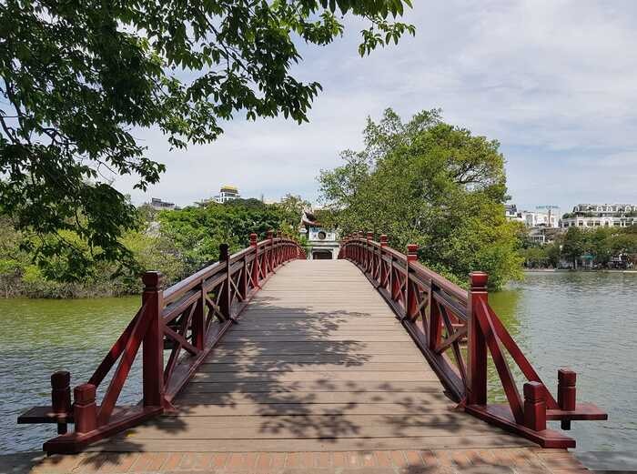 Đền Ngọc Sơn
