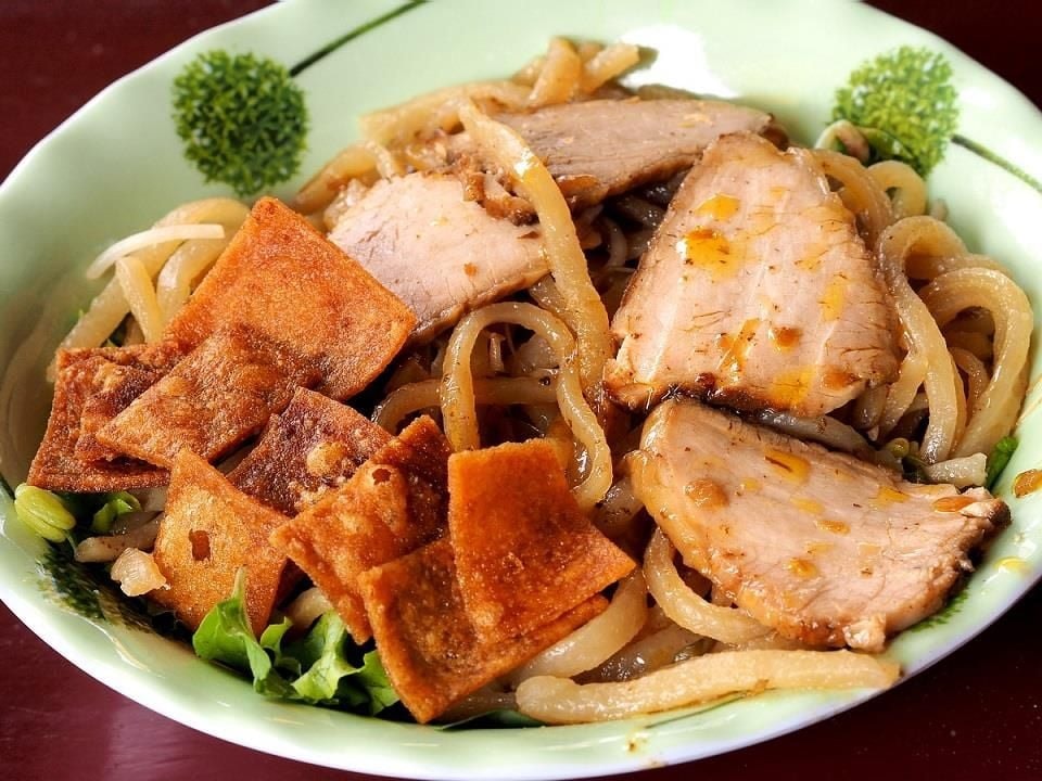 Tô cao lầu, đặc sản không thể bỏ qua khi đến Hội An.