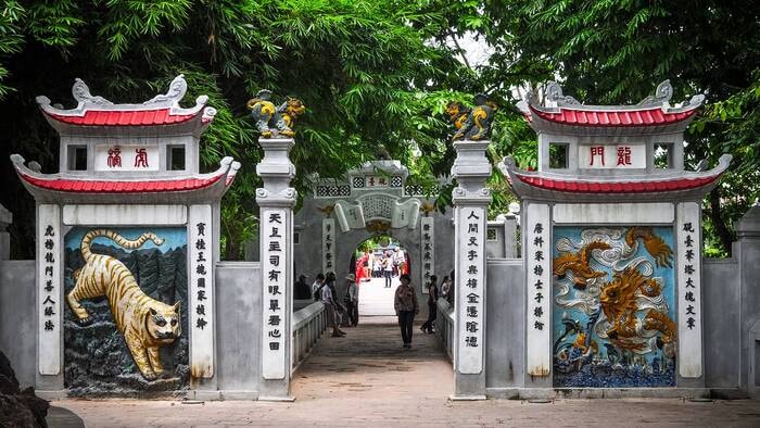 Đền Ngọc Sơn