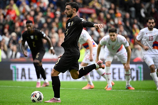 Bruno Fernandes vừa khẳng định lại đẳng cấp của một số 10 hàng đầu thế giới.
