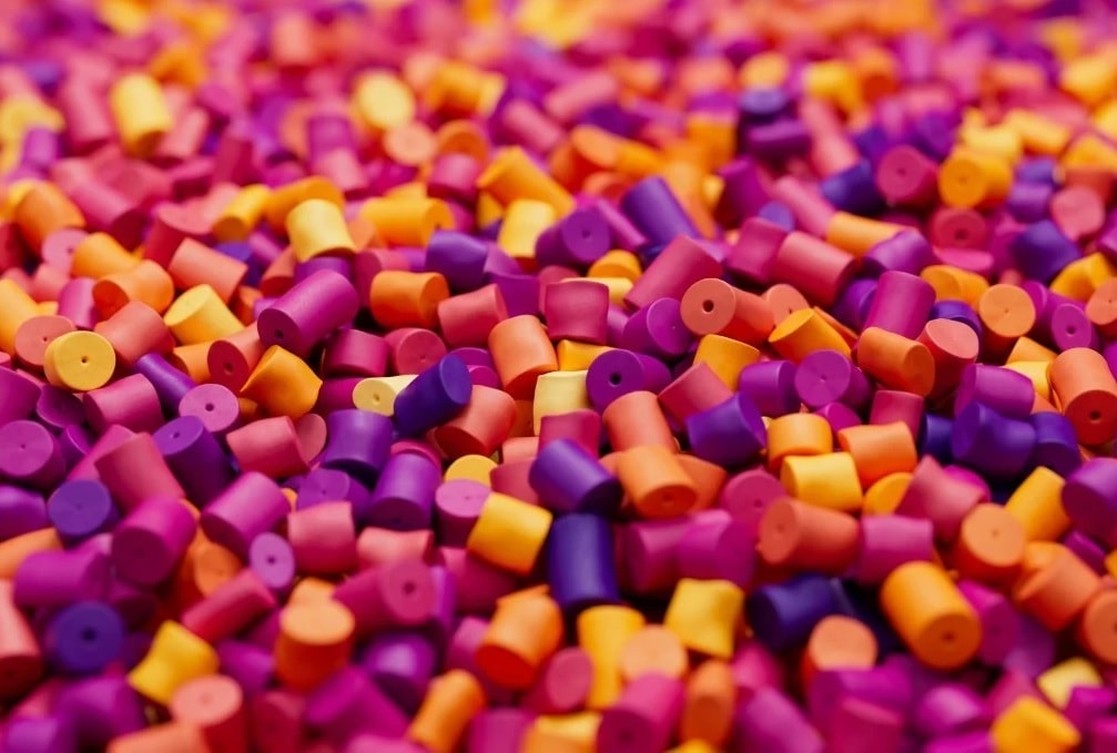 từ than thành nhựa