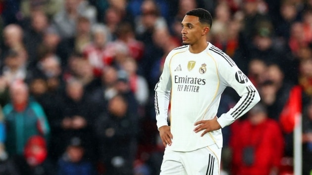 Trent Alexander-Arnold trong màu áo Real.