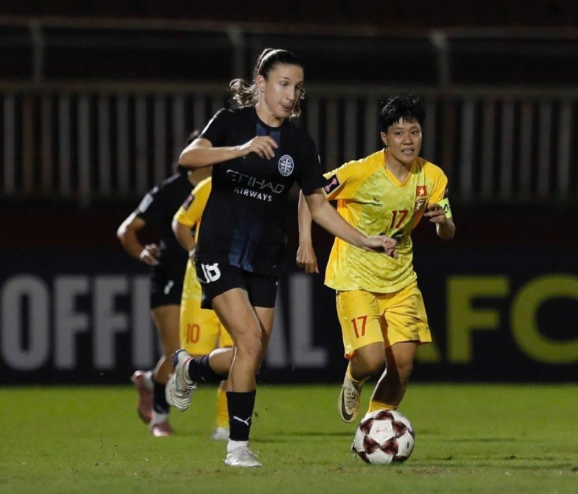 Đội bóng nữ TPHCM trong trận đấu với Melbourne City tại AFC Champions League nữ.