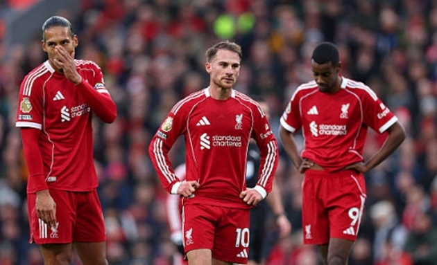 Liverpool công thủ đều tệ trước Man City và Forest.