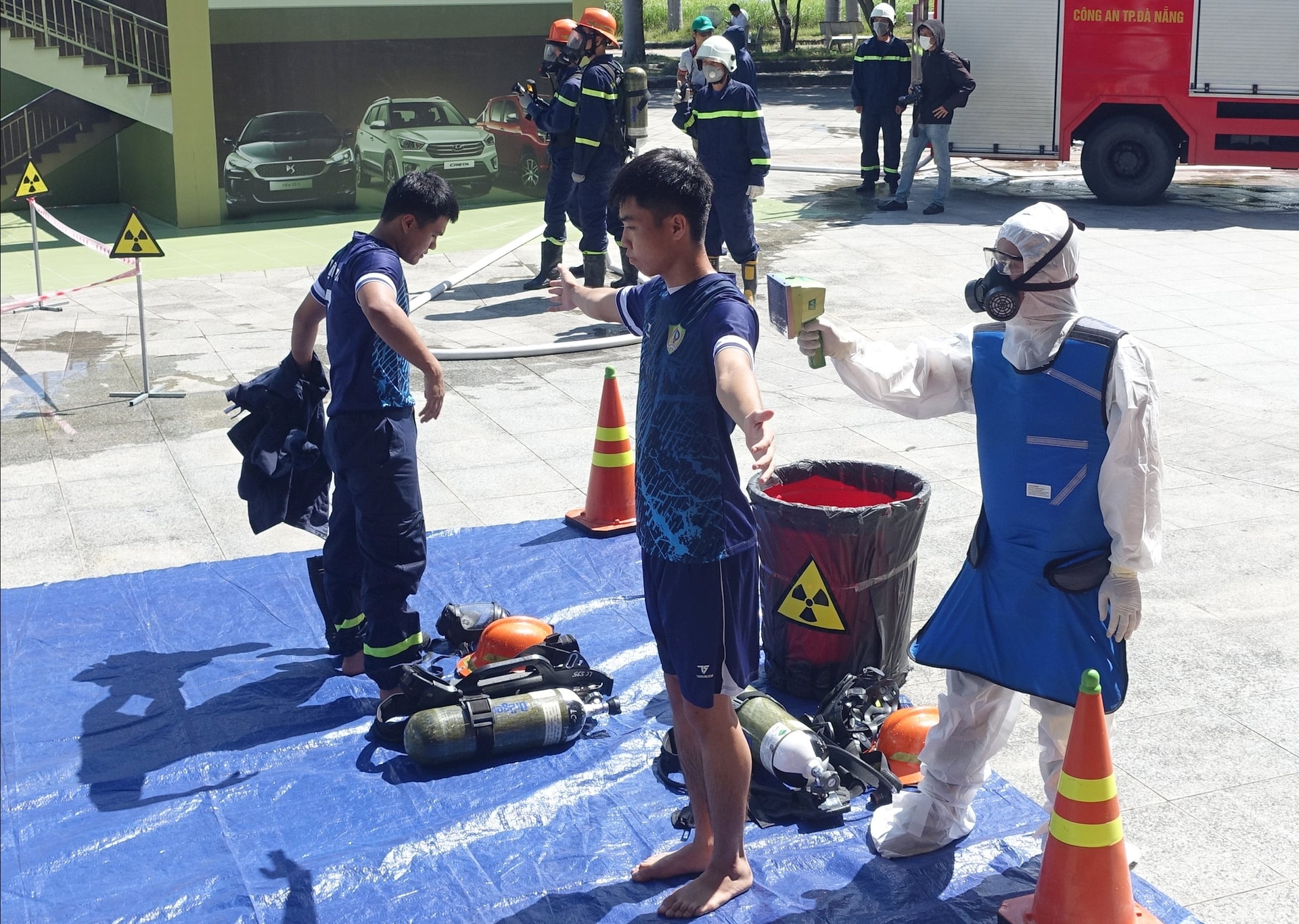 دورافتاده ۶