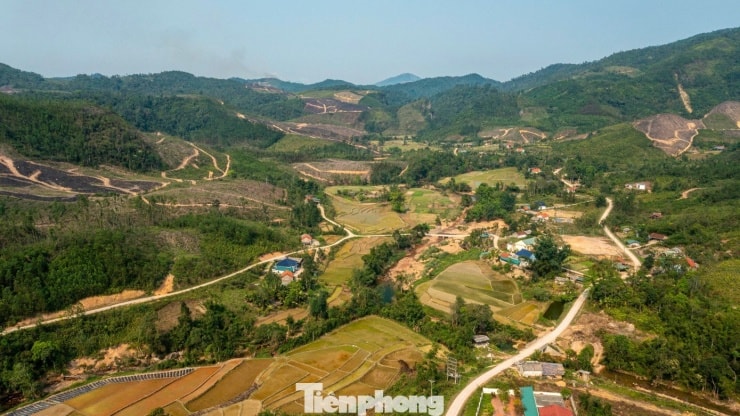 Khung cảnh không phải ai cũng biết trên đỉnh Kỳ Thượng - 3