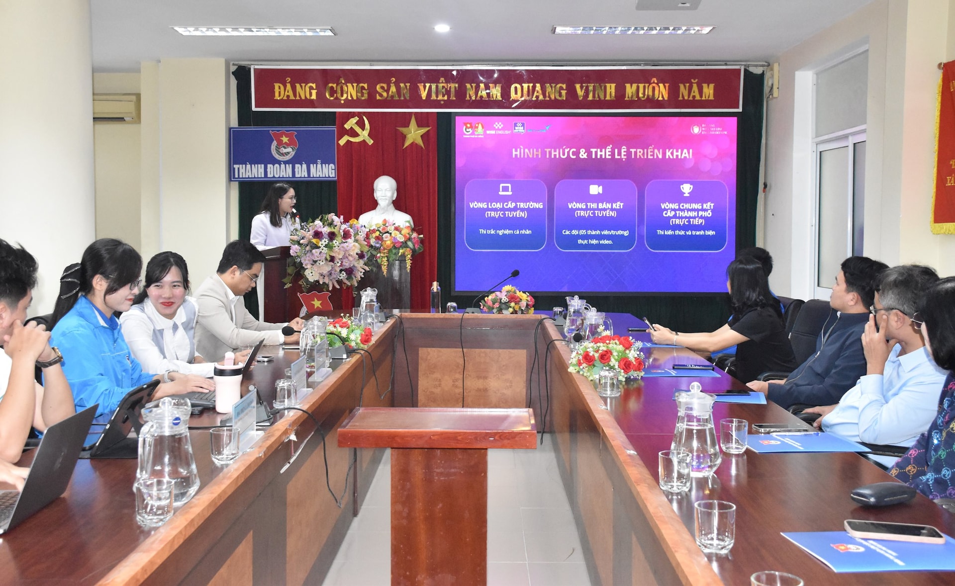 ວັນທີ 26 ພະຈິກ, ການປະກວດ 2