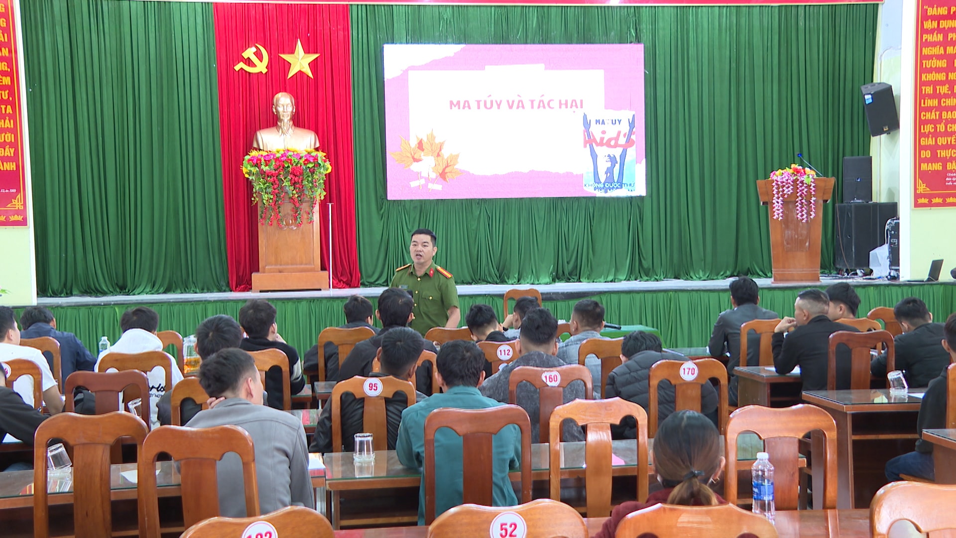 CONG AN THANG TRUONG TUYEN TRUYEN VE PHONG CHONG MA TUY.00_00_35_17.Still001