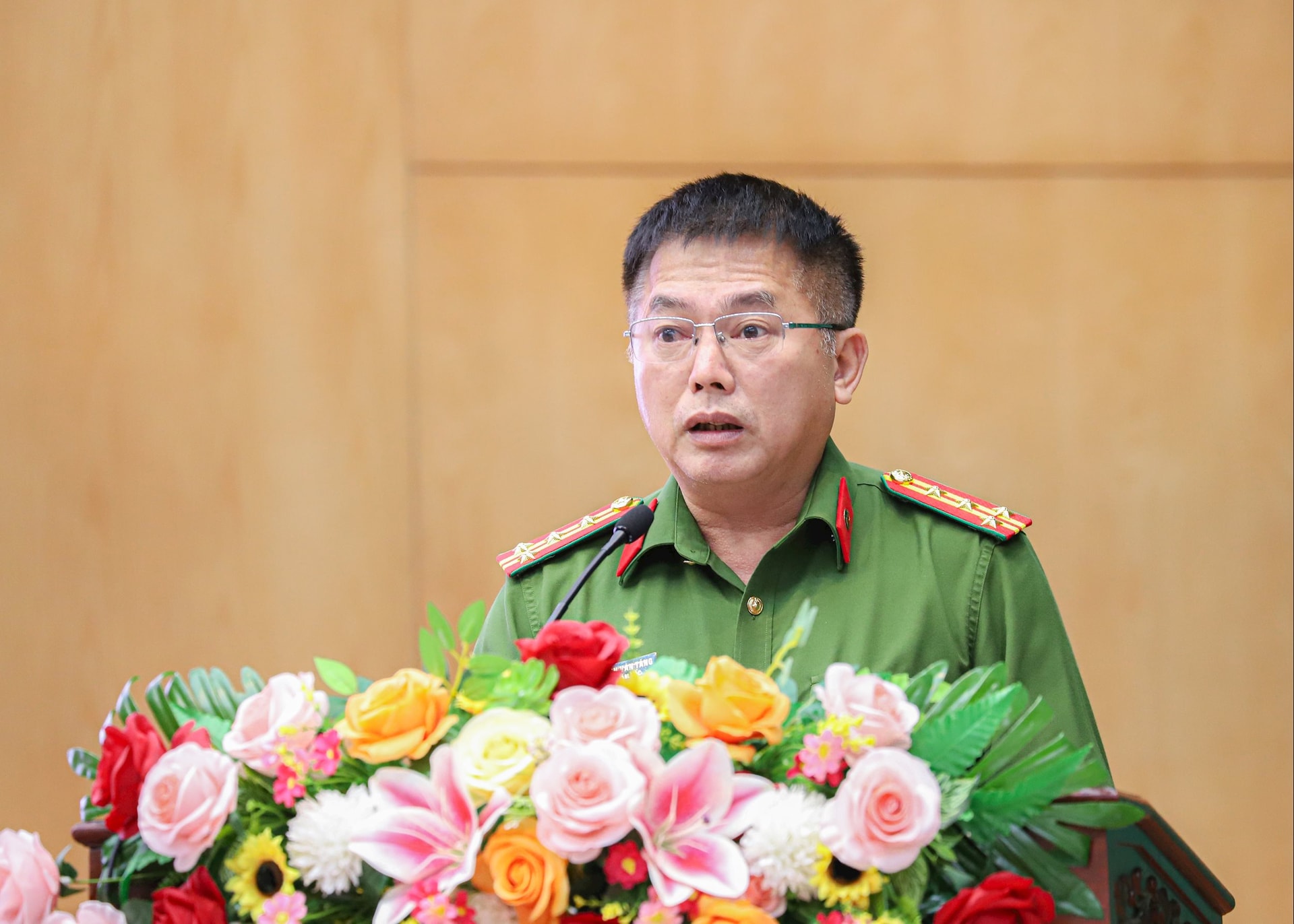 ANH TANG